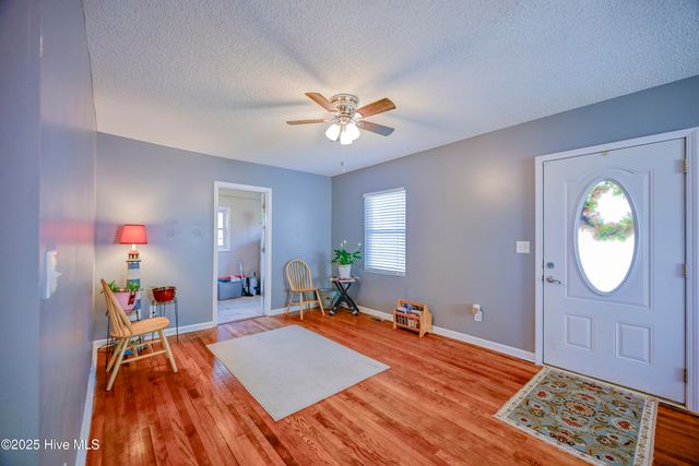 410 Sherwood Road, Jacksonville, NC 28540