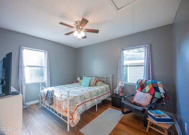 410 Sherwood Road, Jacksonville, NC 28540