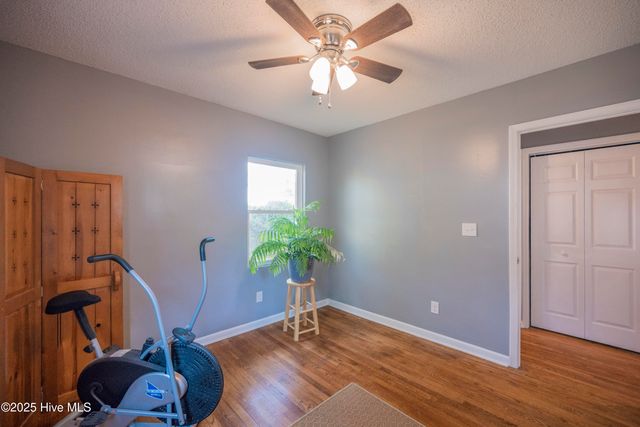 410 Sherwood Road, Jacksonville, NC 28540