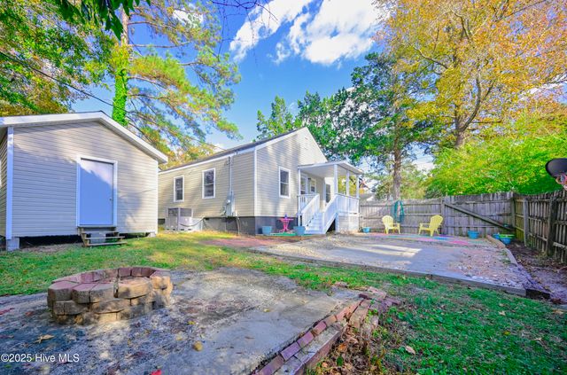 410 Sherwood Road, Jacksonville, NC 28540