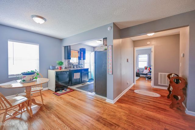 410 Sherwood Road, Jacksonville, NC 28540