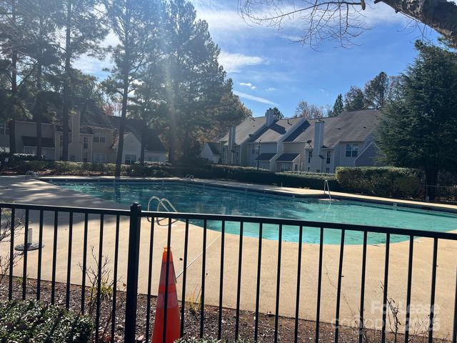 6075 Cougar Lane, Charlotte, NC 28269