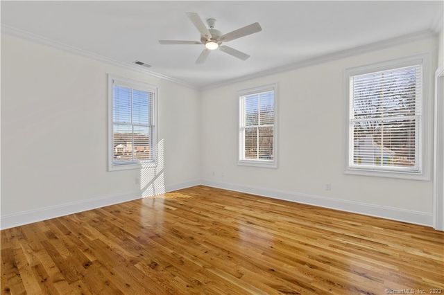 73 W Main Street 6, Clinton, CT 06413