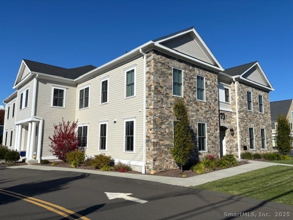 73 W Main Street 6, Clinton, CT 06413