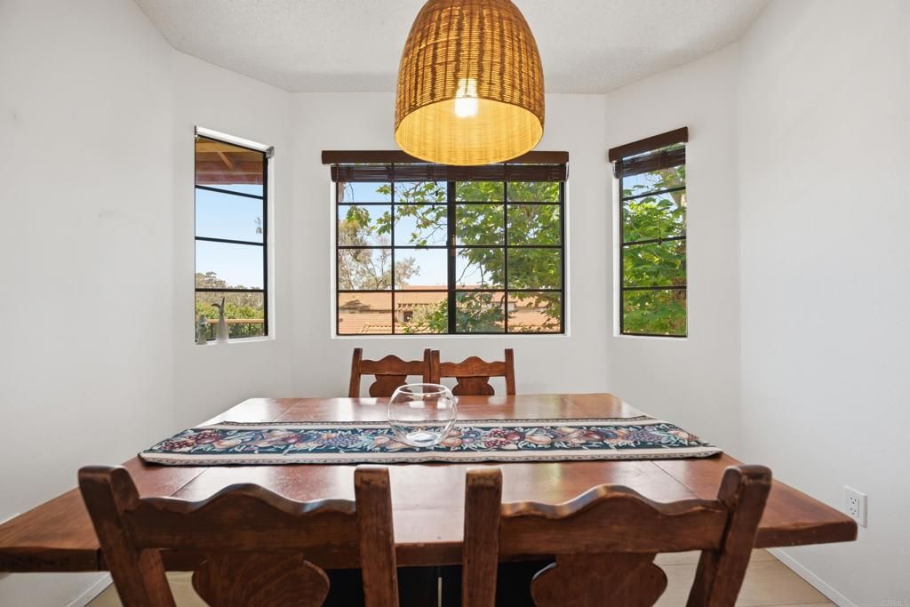 2815 New Castle Way, Carlsbad, CA 92010 — photo 2