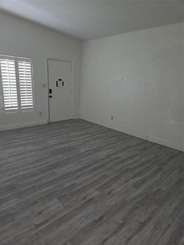 944 KENSINGTON DRIVE, Orlando, FL 32808