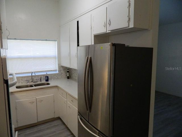 944 KENSINGTON DRIVE, Orlando, FL 32808