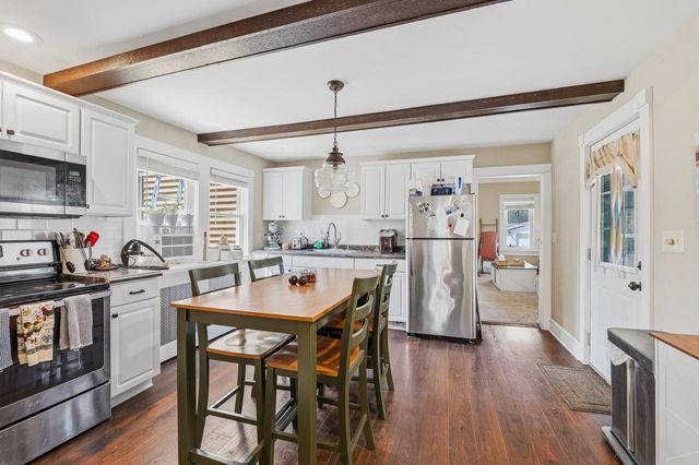 207 E Jefferson STREET, Oconomowoc, WI 53066