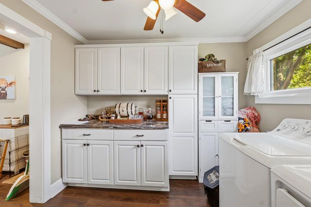 207 E Jefferson STREET, Oconomowoc, WI 53066