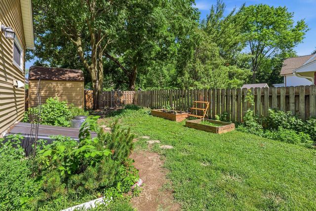 207 E Jefferson STREET, Oconomowoc, WI 53066