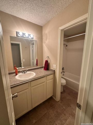 5843 BURKLEY SPRINGS ST, San Antonio, TX 78233