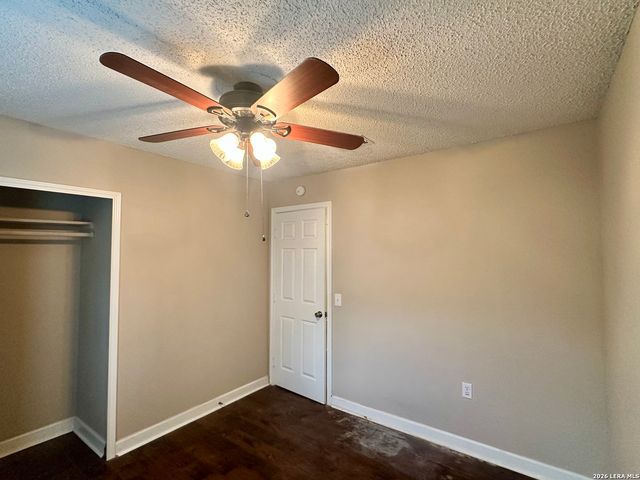 5843 BURKLEY SPRINGS ST, San Antonio, TX 78233