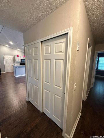 5843 BURKLEY SPRINGS ST, San Antonio, TX 78233