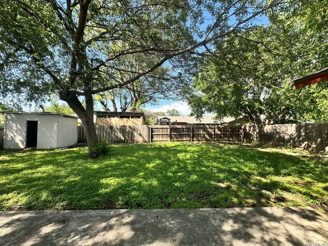 5843 BURKLEY SPRINGS ST, San Antonio, TX 78233