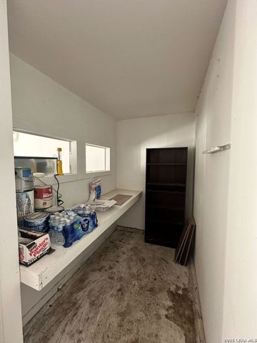 5843 BURKLEY SPRINGS ST, San Antonio, TX 78233