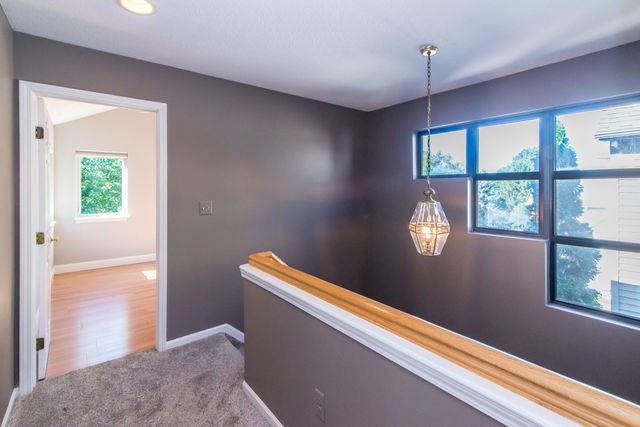 452 Village Oaks Court, Ann Arbor, MI 48103