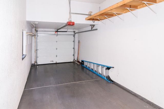 452 Village Oaks Court, Ann Arbor, MI 48103