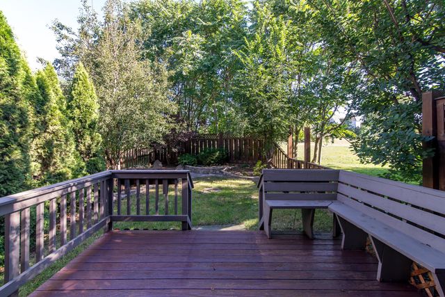 452 Village Oaks Court, Ann Arbor, MI 48103