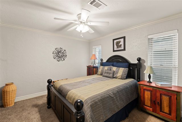 247 Admiral Drive, Gun Barrel City, TX 75156