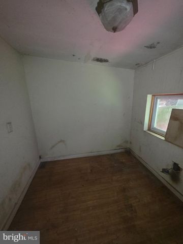 1850 E ORLEANS, Philadelphia, PA 19134