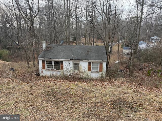 26861 PINE DR, Mechanicsville, MD 20659