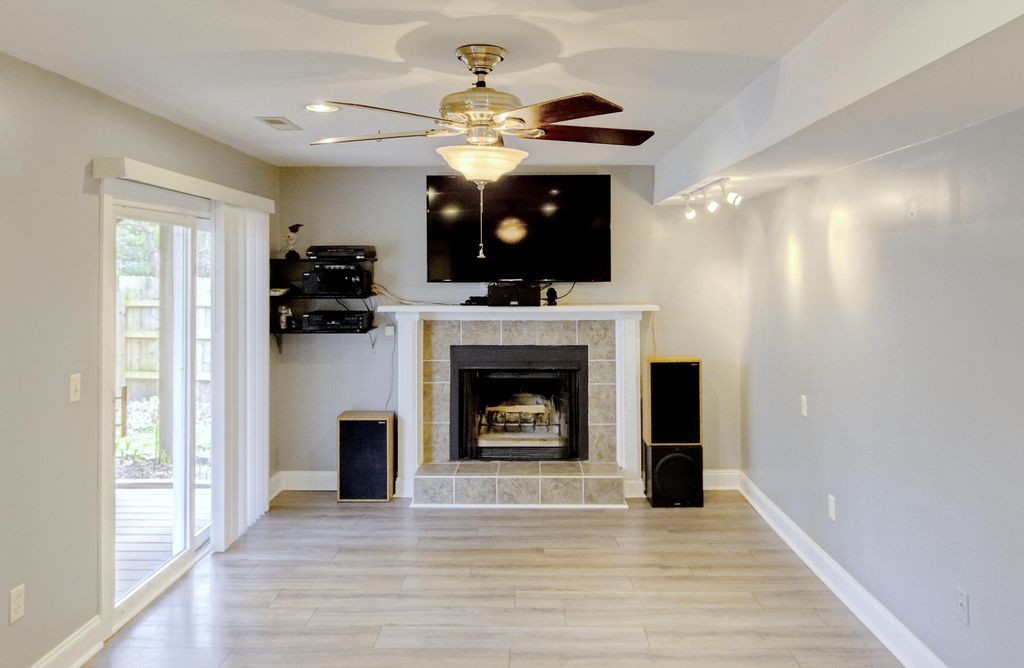 Image 30 of property listing at 4608 Moss Court, North Charleston, SC 29420