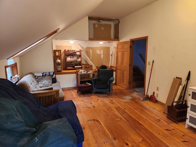 1266 Little Village Road, Danby, VT 05761