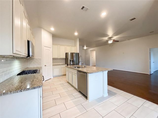 21205 Timber Bluff Lane, Porter, TX 77365