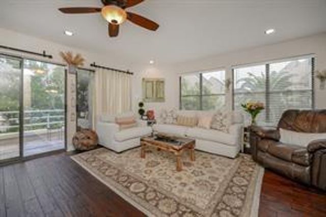 896 Davis Road, League City, TX 77573