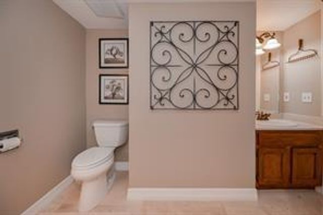 896 Davis Road, League City, TX 77573