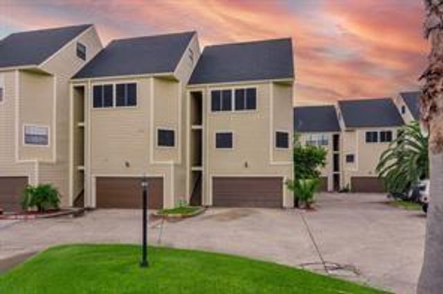 896 Davis Road, League City, TX 77573