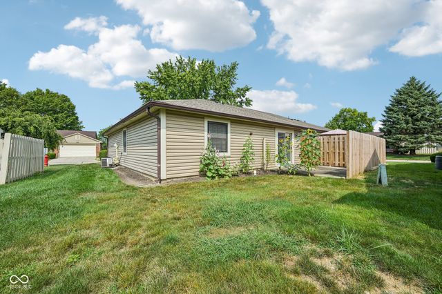 1745 N Wellesley Commons, Indianapolis, IN 46219