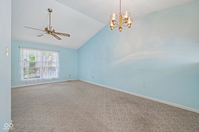 1745 N Wellesley Commons, Indianapolis, IN 46219