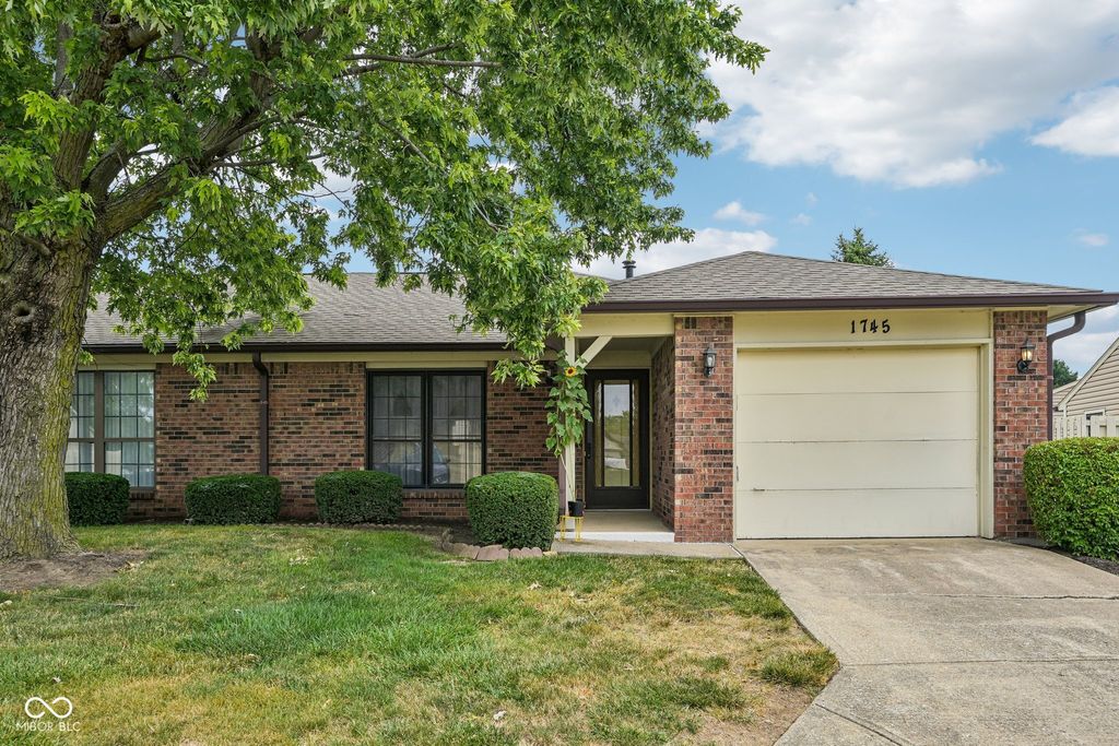 1745 N Wellesley Commons, Indianapolis, IN 46219