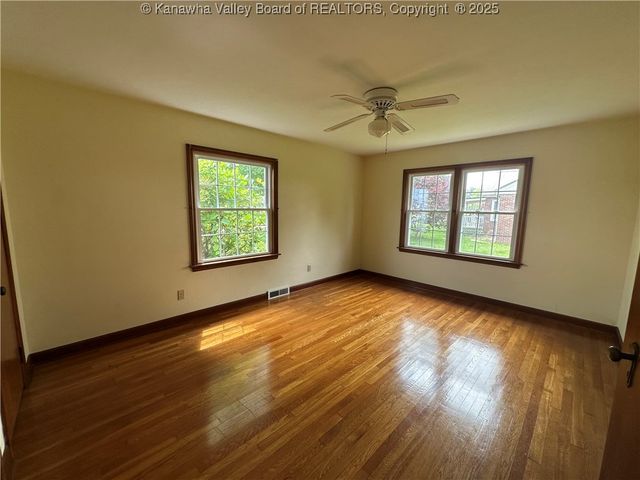 2515 Mount Vernon Avenue, Point Pleasant, WV 25550