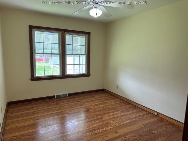 2515 Mount Vernon Avenue, Point Pleasant, WV 25550