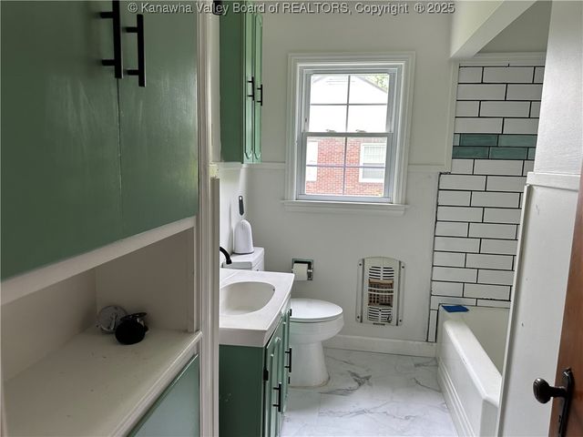 2515 Mount Vernon Avenue, Point Pleasant, WV 25550