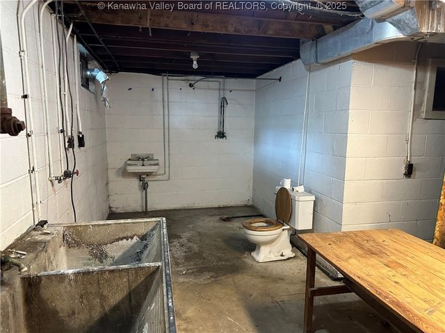 2515 Mount Vernon Avenue, Point Pleasant, WV 25550