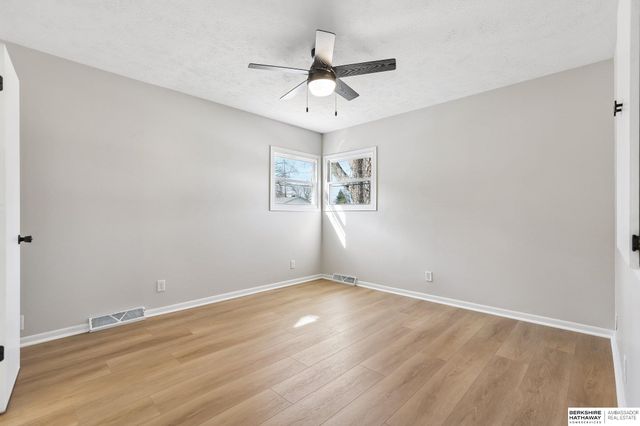 2004 Main Street, Bellevue, NE 68005