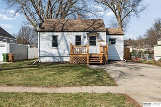 2004 Main Street, Bellevue, NE 68005