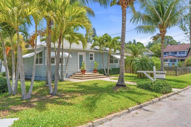 5617 30TH AVENUE S, Gulfport, FL 33707