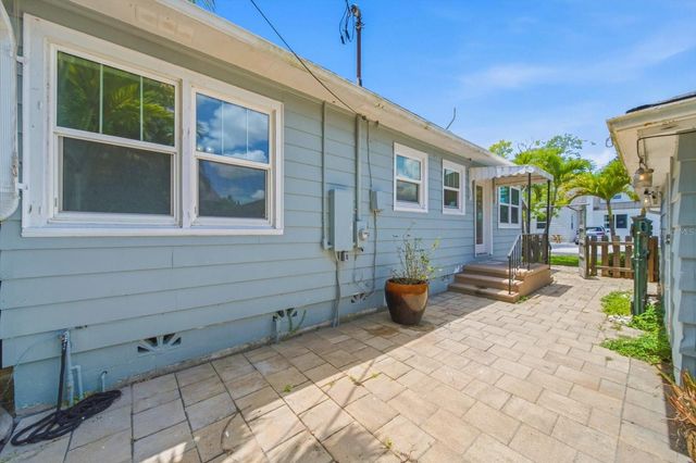 5617 30TH AVENUE S, Gulfport, FL 33707