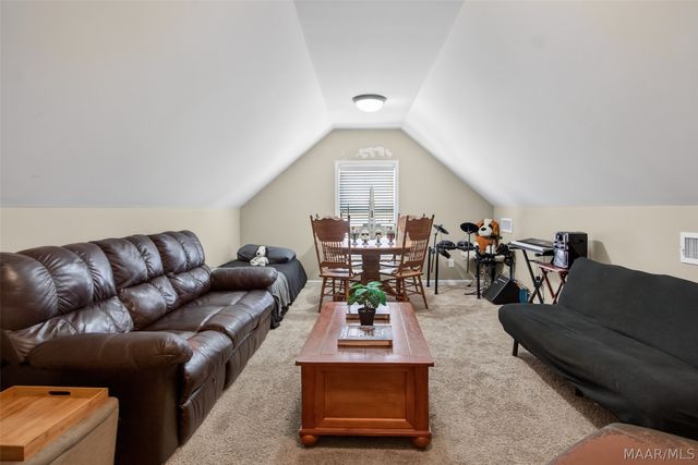 9409 Gunnison Drive, Pike Road, AL 36064