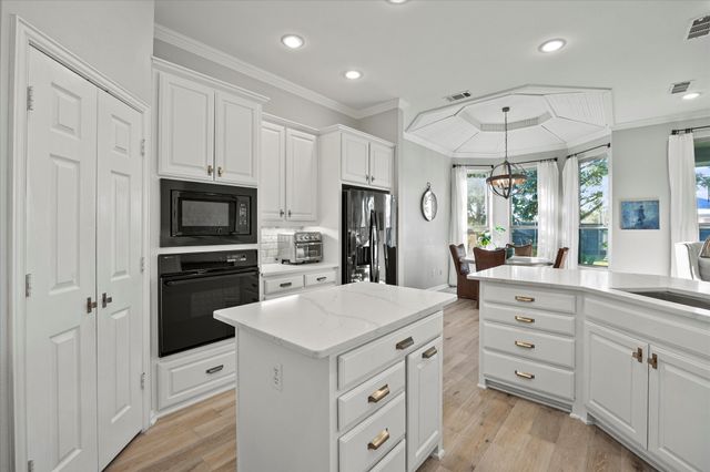 518 Shannon Drive, Rockwall, TX 75087