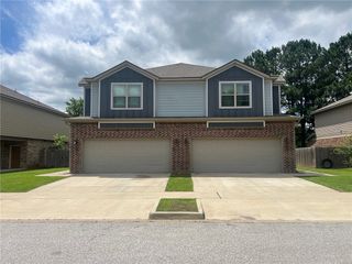 1211/1213 N Sicily Lane, Fayetteville, AR 72704