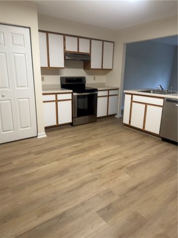 862 Sunset Cir, Cranberry Twp, PA 16033
