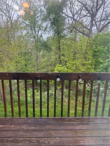 862 Sunset Cir, Cranberry Twp, PA 16033