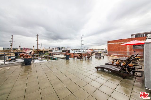 530 Molino Street 113, Los Angeles, CA 90013