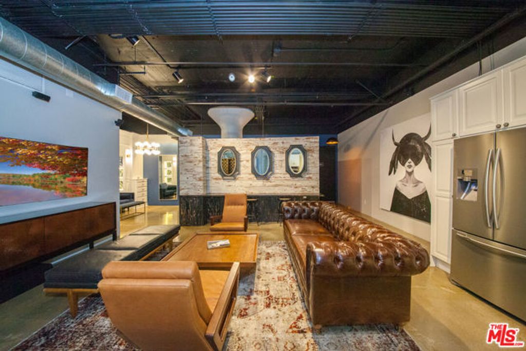 530 Molino Street 113, Los Angeles, CA 90013