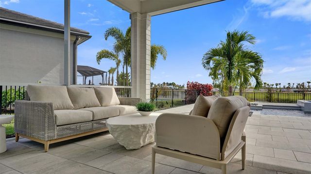 14076 Bastille Street, Palm Beach Gardens, FL 33412